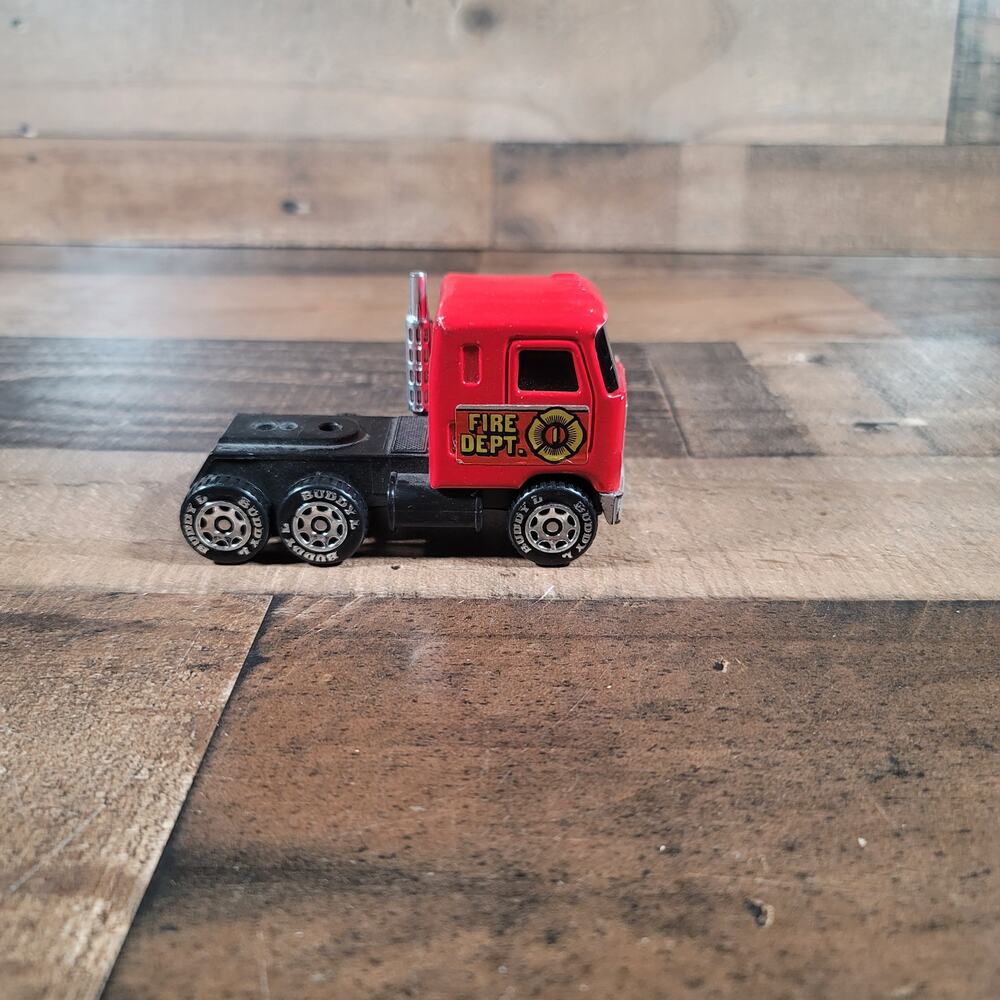Vintage 1980 Buddy L 1 Stack Mack Semi-Tractor fire and rescue